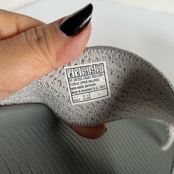 Sketchers - Go walk Arch Fit Weekender Toe Thong Sandal - Gray. Size: 8 US. NWT - Picture 10 of 16